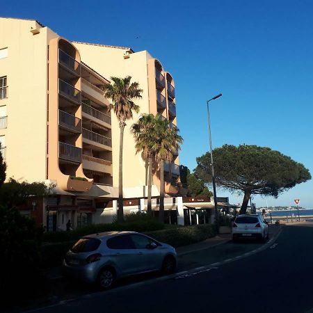 Jujuceline83 Apartment Frejus Exterior photo